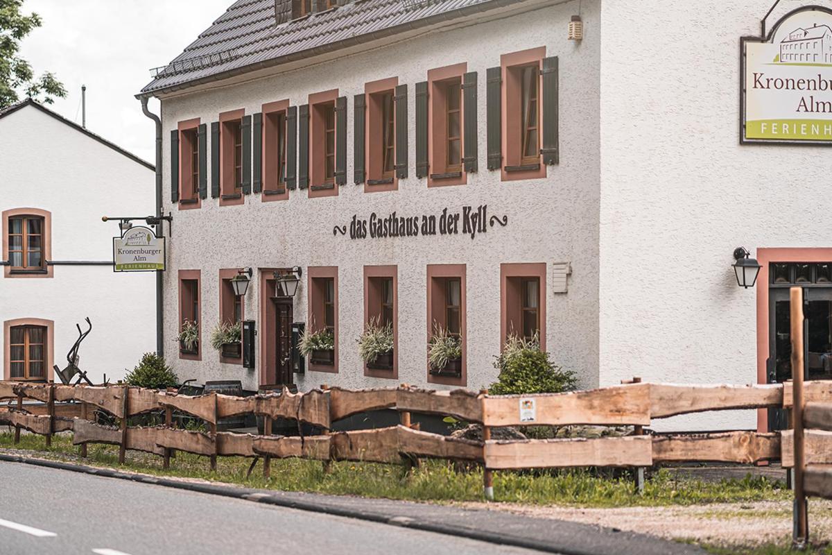 Kronenburger Alm Dahlem  Buitenkant foto